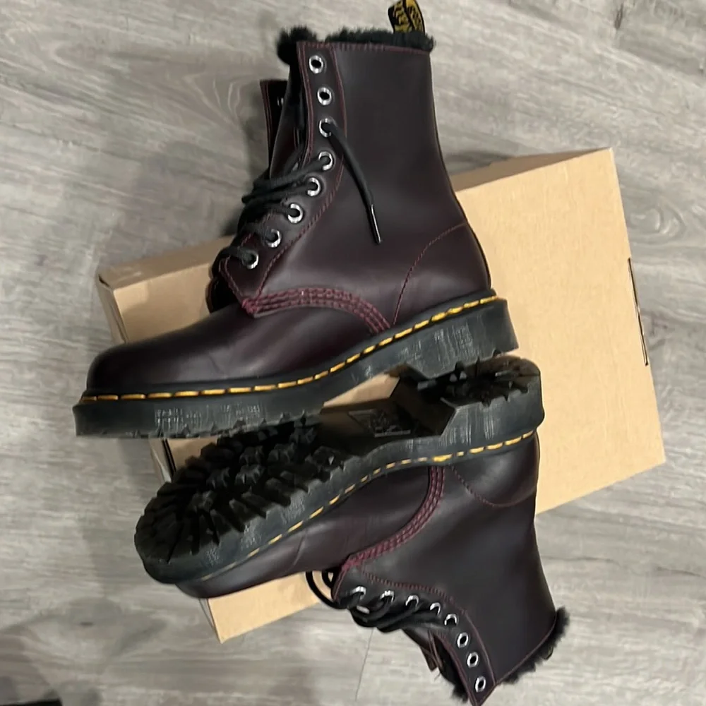 Doc Marten Serena Fur Lined Oxblood Boots - Picture 6 of 9